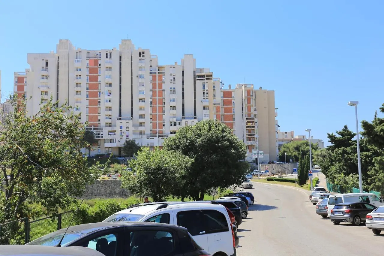 Apartments With Wifi Split - 16910