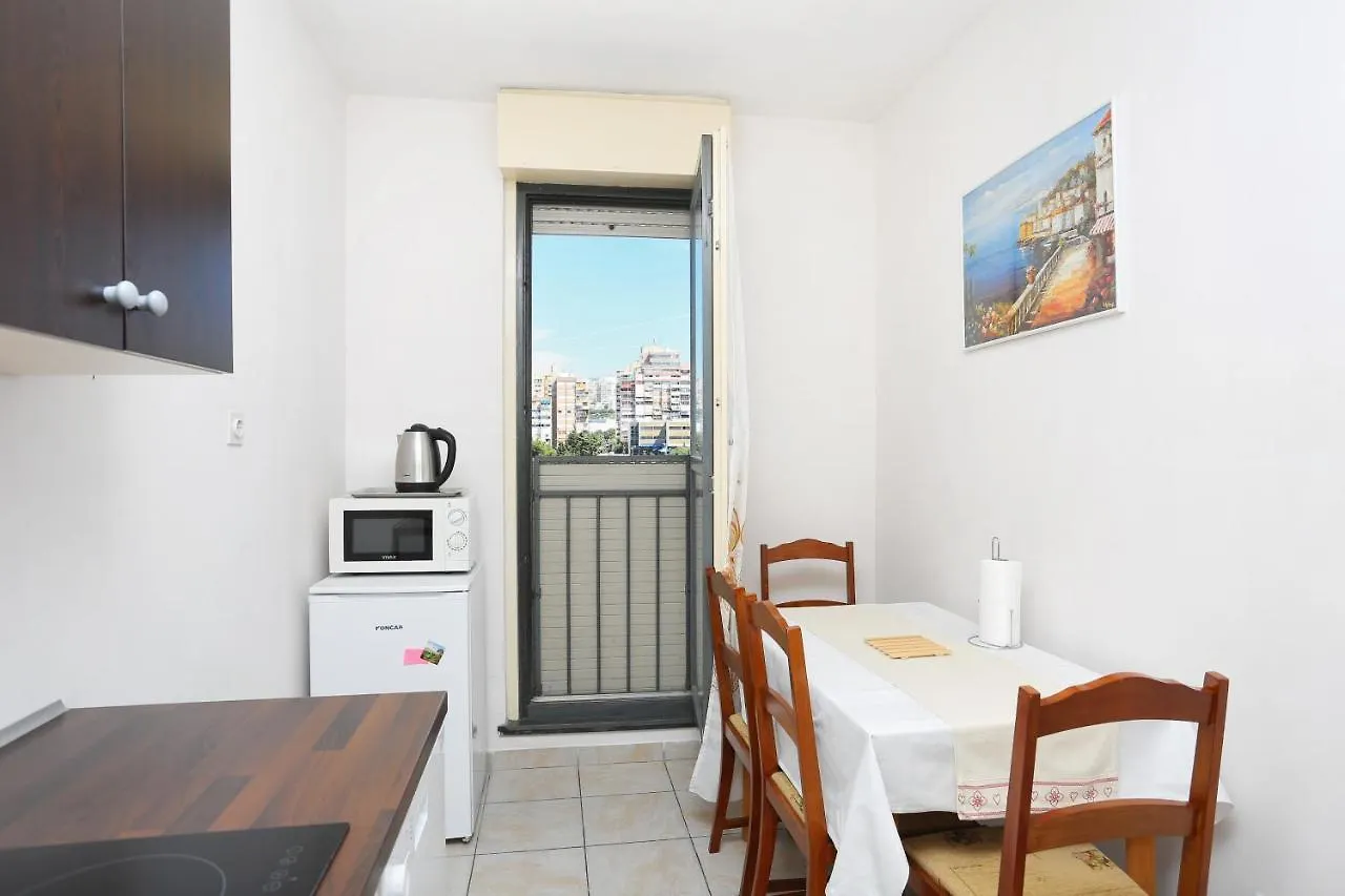 Apartments With Wifi Split - 16910 0*,